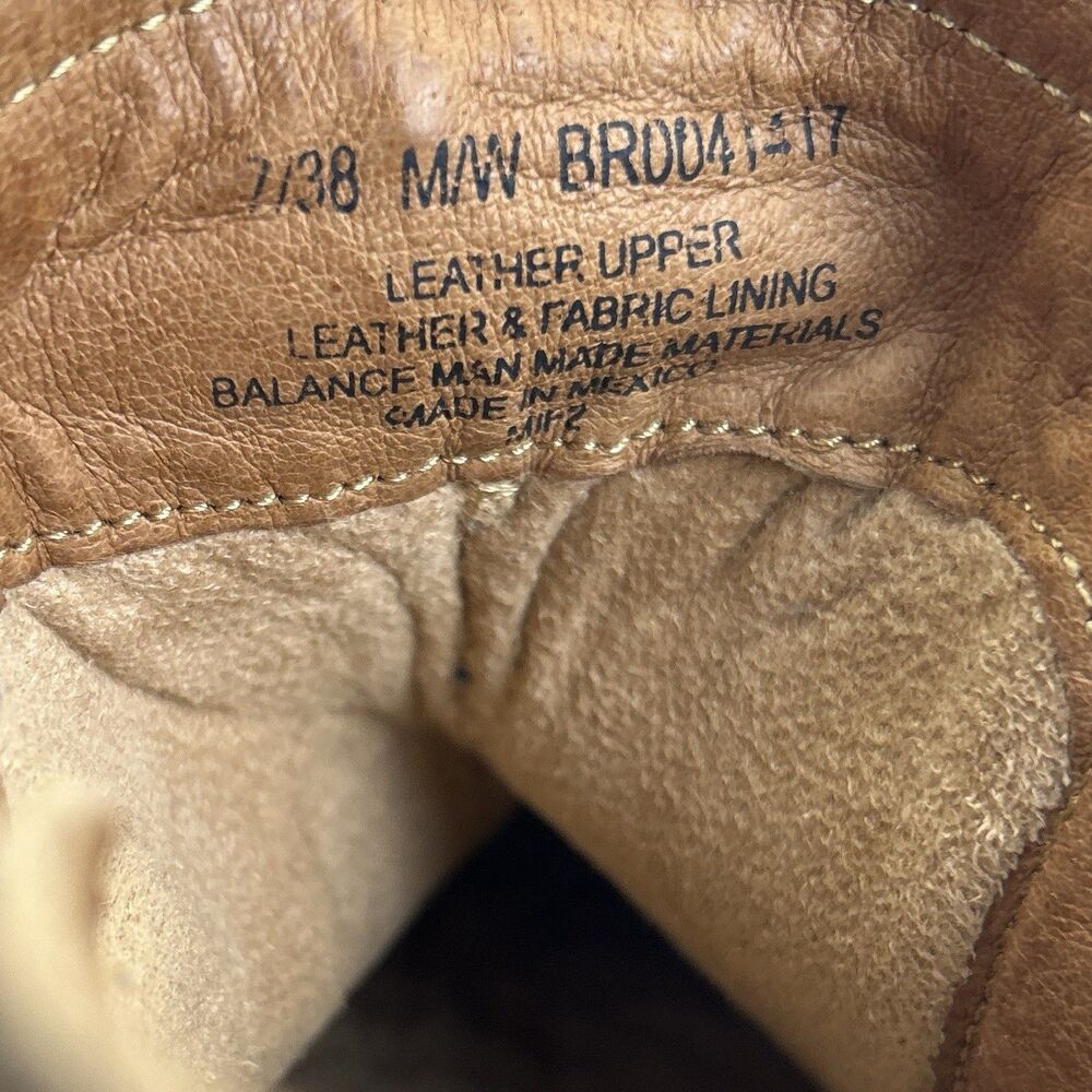 Born Malta Ankle Bootie Womens Size 7 Taupe Suede Boho Chic V-cut Envelope - Picture 6 of 7